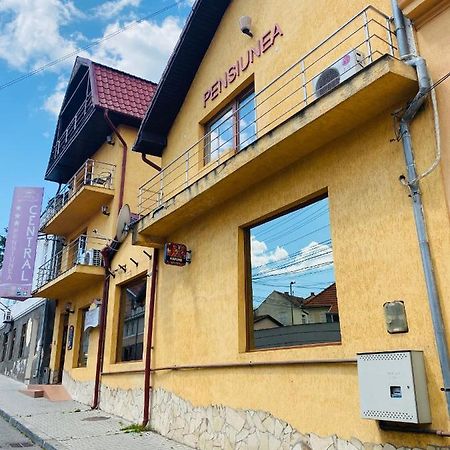 Pensiunea Central Reghin Exterior foto
